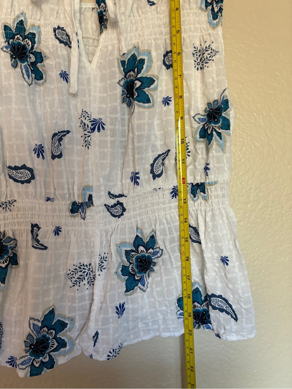Unbranded Cotton-Blend White Sleeveless Peplum Top with Blue Floral Print Boho - Picture 6 of 7